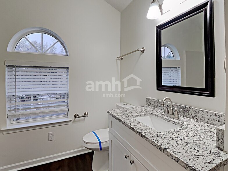 Building Photo - 13929 Hatton Cross Dr