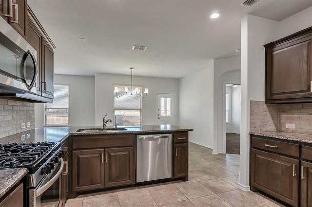 Building Photo - 10113 Saltbrush St