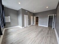 Building Photo - mai920