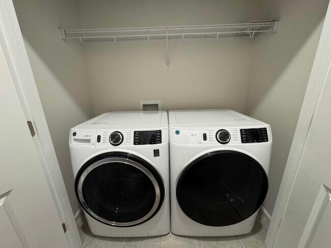 Building Photo - 4 Bedroom Home at Bailey's Cove on Hilton Head Island | Small footprint. Big island life.