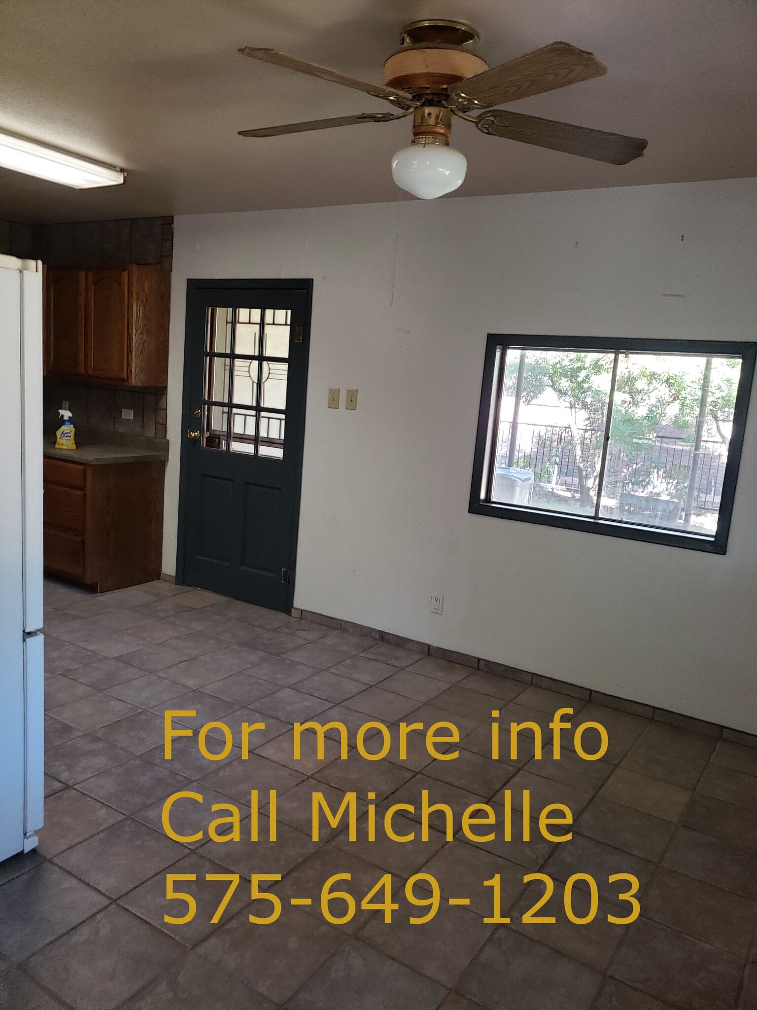 Kitchen - 3740 Linden Ave