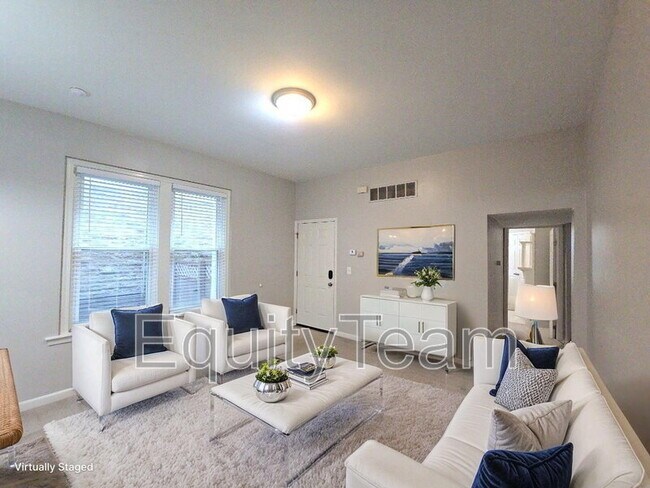 Building Photo - 568 Delta Ave