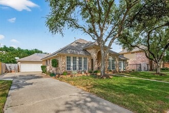 Building Photo - 17518 Heartwind Ct