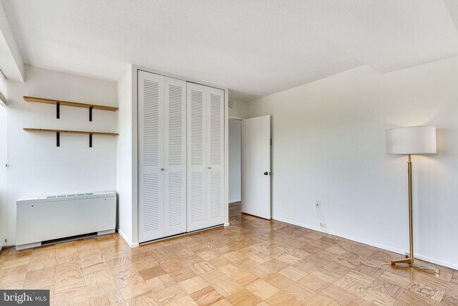 Building Photo - 1311 Delaware Ave SW