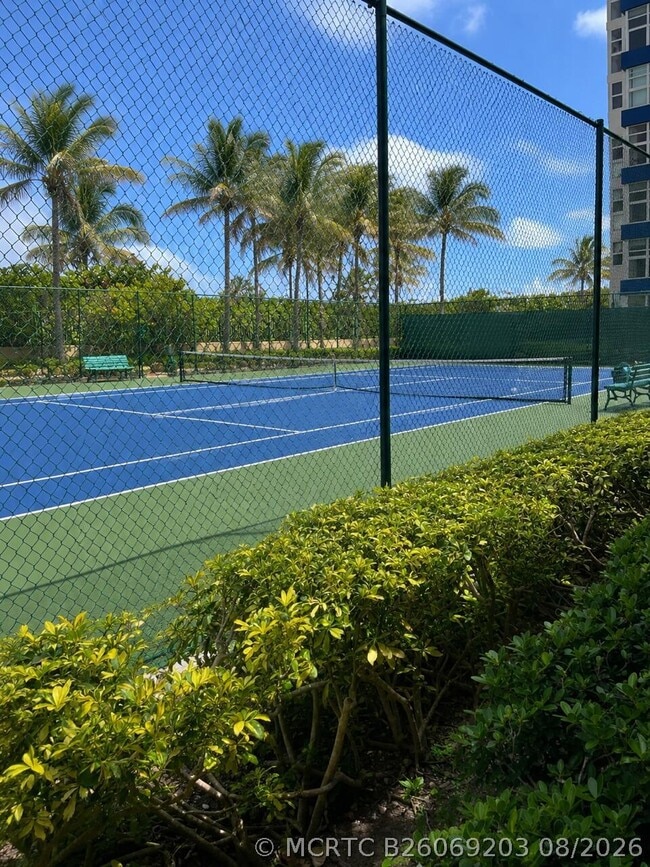 Building Photo - 2080 S Ocean Dr