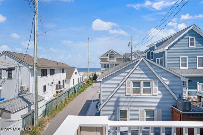 Building Photo - 55 Barnegat Way
