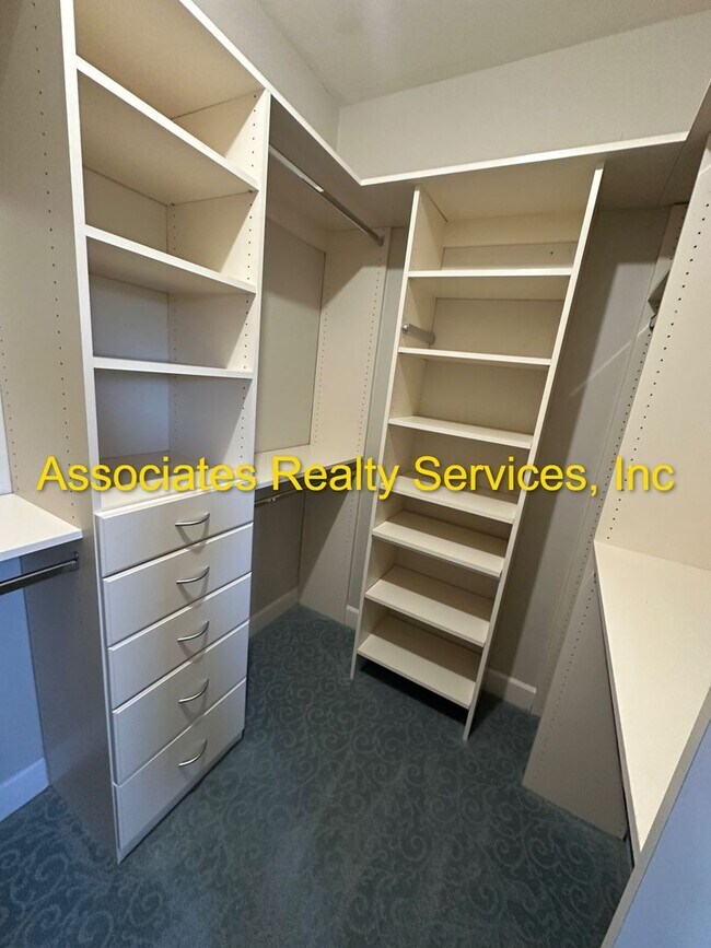 Building Photo - Live in Haile Market Square!  Now Available – 2nd Floor 3BR/2BA unit