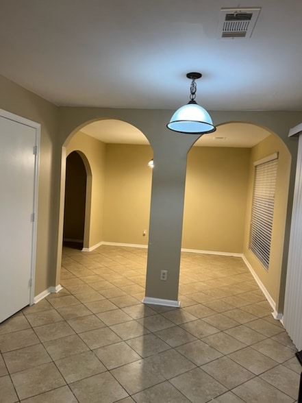 Building Photo - 11325 Bramshill Dr