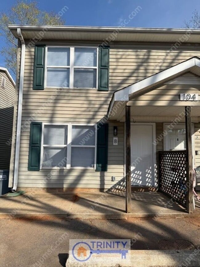 Building Photo - Now Available – Updated 2BR Apartment in Easley!
