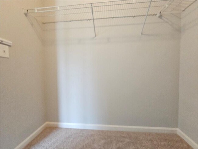 Building Photo - 3218 Leyden Ct