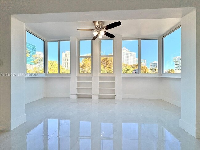 Building Photo - 9159 SW 77th Ave