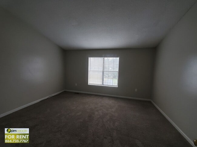 Building Photo - 3 Pointer Ln