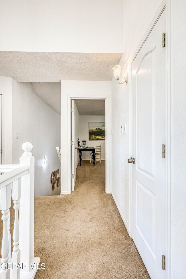 Building Photo - 7333 Golden Hawk Dr