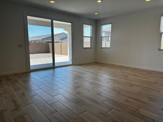 Building Photo - 3269 E Baler Dr
