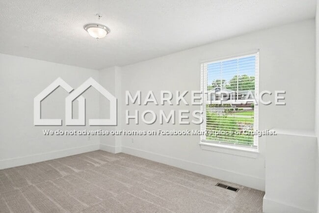 Building Photo - 211 Briar Rd