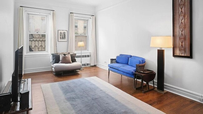 Building Photo - 55 Pineapple St