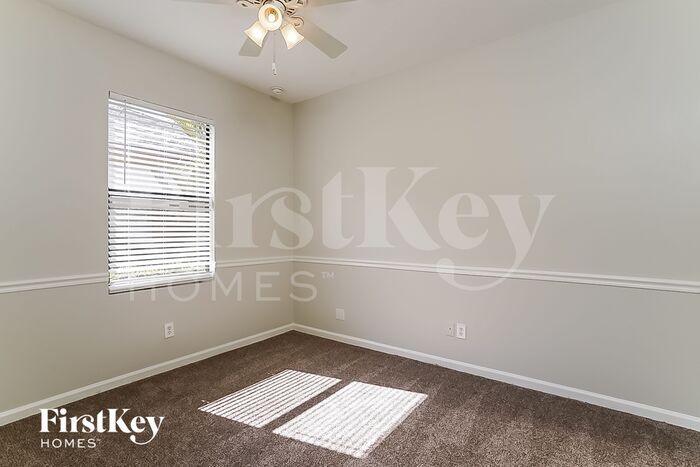 Building Photo - 418 Breckenridge Cir SE