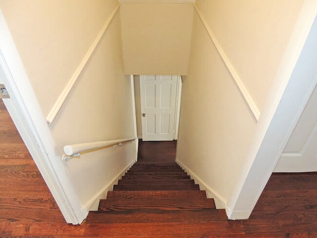 Building Photo - 4 Bed - 1.5 Bath Cape Cod for Rent in Eucl...