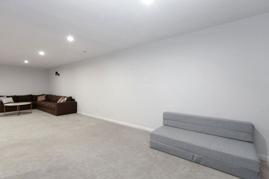 Building Photo - 4613 Kelly Ct