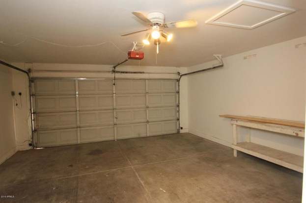 Building Photo - 16202 S Pine St