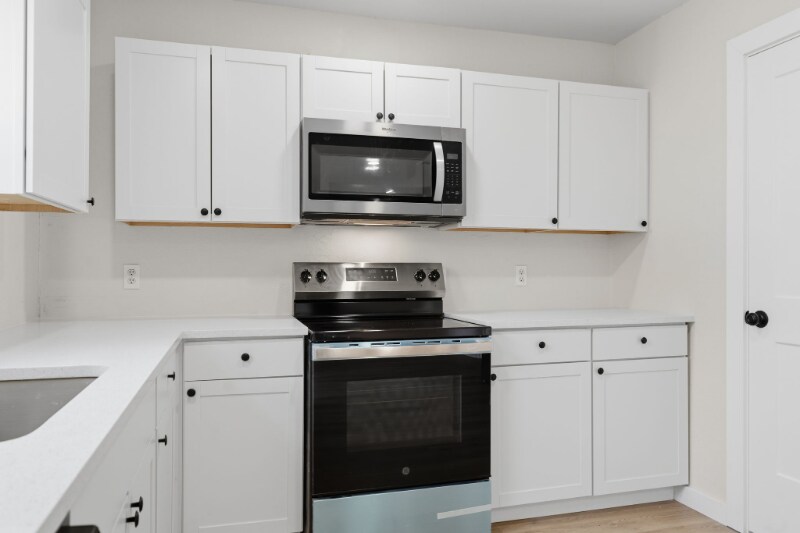 Building Photo - 1832 Dogwood Trail