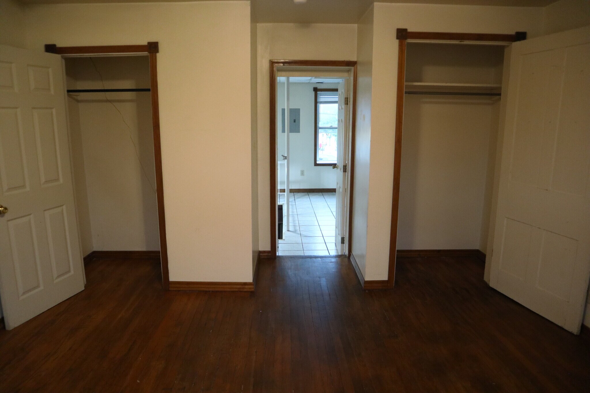 Building Photo - 302 Liberty St