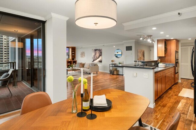 Building Photo - Harbour Heights - 2 bedrooms