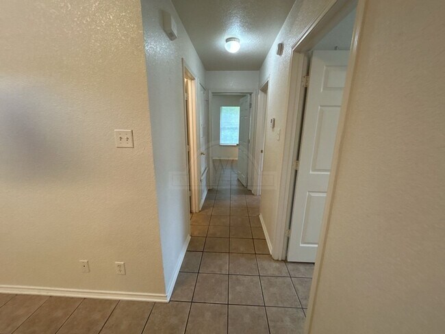 Building Photo - 306 Jeff Gordon Dr