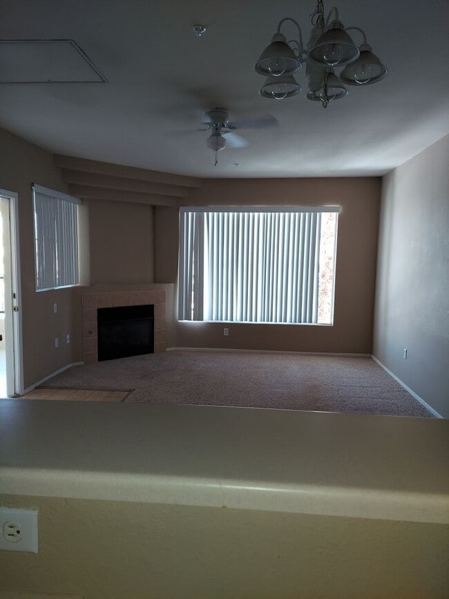 Building Photo - Condo in  Gated Community!!!!