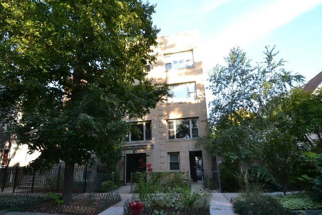 Primary Photo - 3731 N Janssen Ave