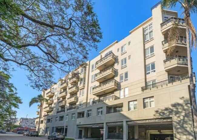 Building Photo - 12222 Wilshire Blvd
