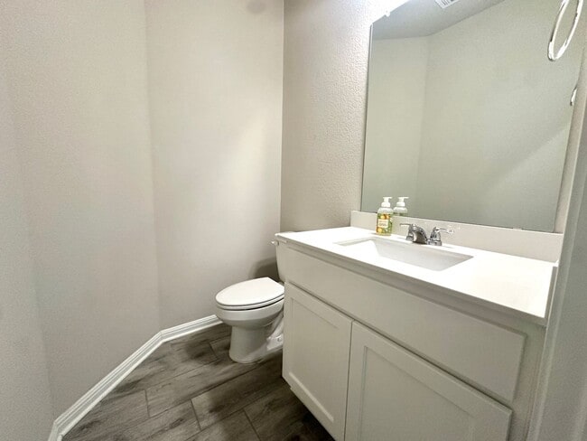 Building Photo - COMING SOON - MID MAY