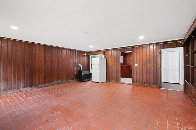 Building Photo - 5 Lincoln St