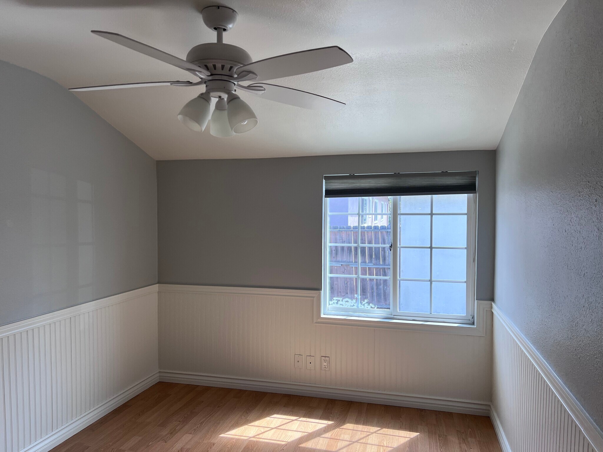 Bedroom 1 - 1930 W Redondo Beach Blvd