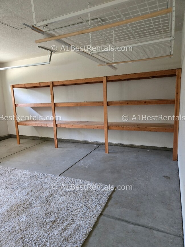 Building Photo - 1271 Grange Way