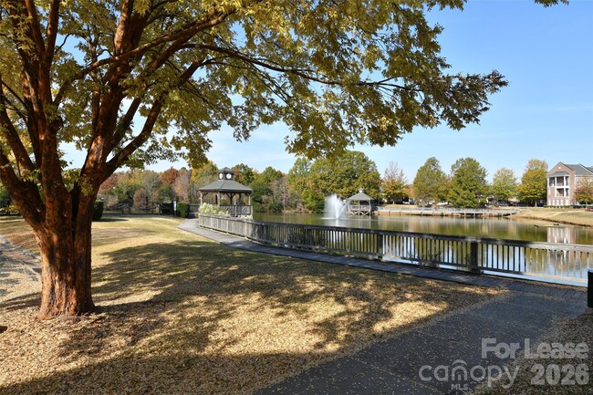 Building Photo - 8643 Beaver Creek Dr