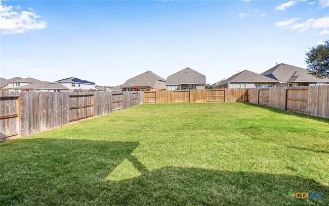 Building Photo - 1642 Ranch House