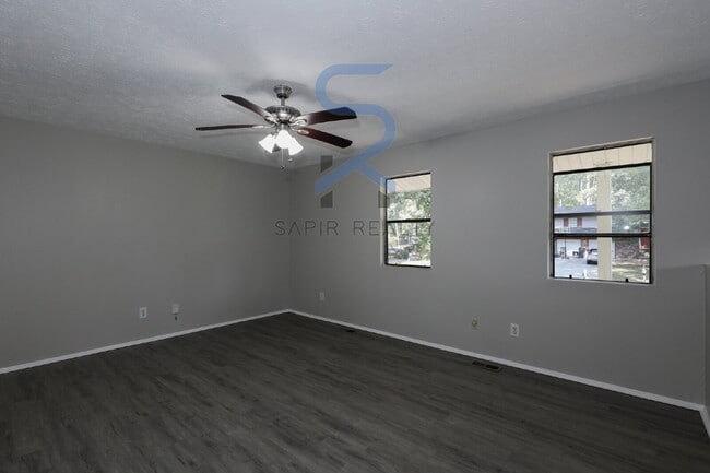 Building Photo - 6683 Cameron Rd