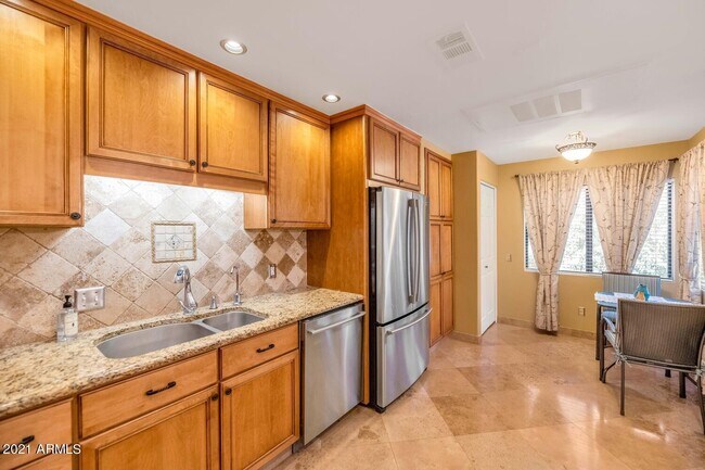 Building Photo - 15151 N Frank Lloyd Wright Blvd