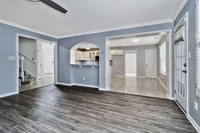 Building Photo - Beautiful 5 bedroom home in Grassfield Area of Chesapeake, VA