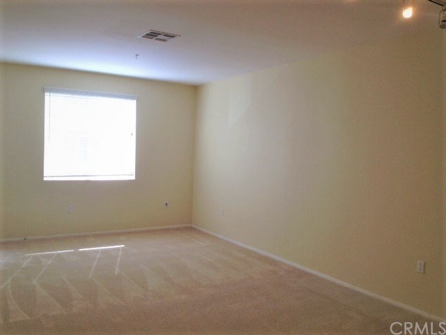 Building Photo - 1210 SCHOLARSHIP-