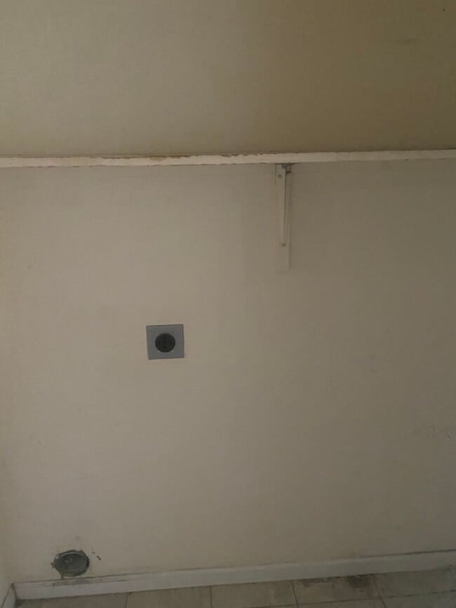 Building Photo - 4901 Kirk Hill Rd