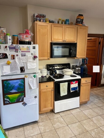 *Pictures are representative samples of the advertised unit. In some cases, the actual units you tou - 142 Calumet St