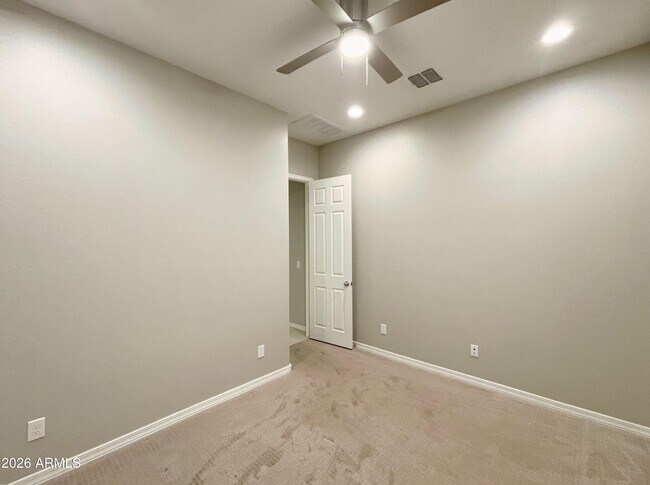 Building Photo - 13682 N 144th Ln