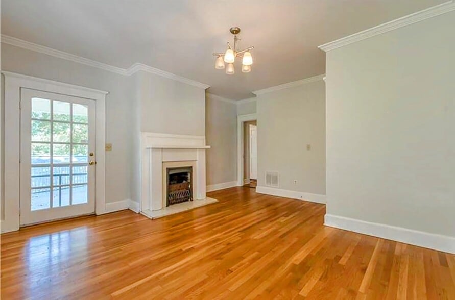 Building Photo - 1191 Mansfield Ave NE