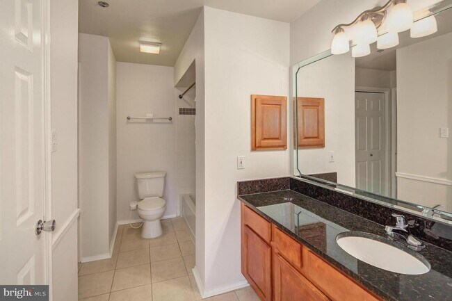 Building Photo - 3307 Wyndham Cir