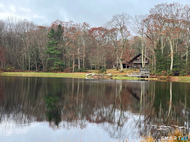 Building Photo - 45 Hoppen Rd