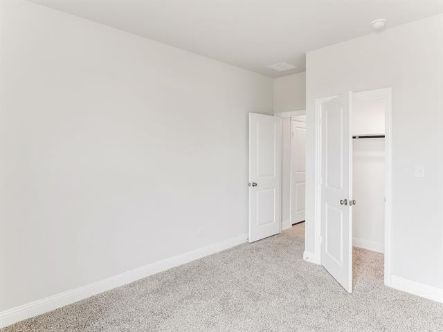 Building Photo - 427 Magellan Rd