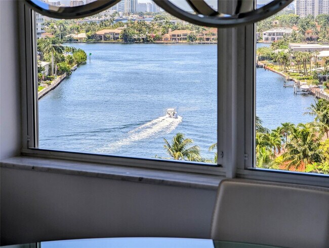 Building Photo - 888 Intracoastal Dr