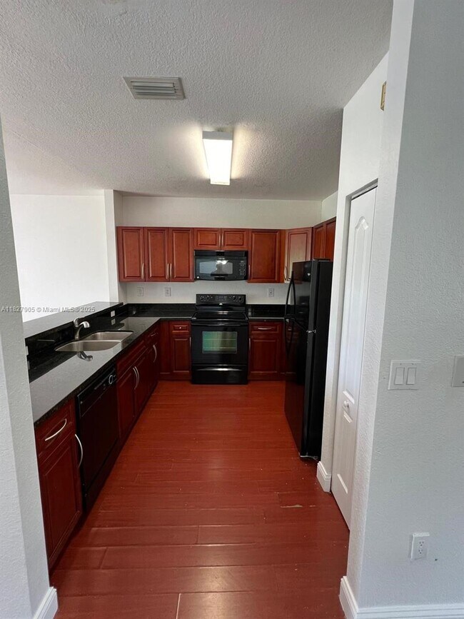 Building Photo - 21436 SW 85th Ct